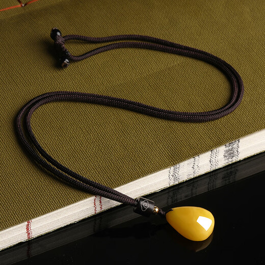 Shi Yue jewelry collection grade natural ore Russian beeswax pendant pendant for men and women chicken oil yellow and white flower beeswax 4-6 grams