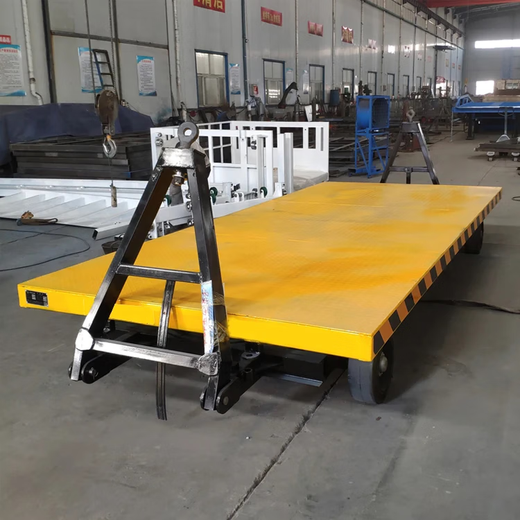 Ling Yuxun trailer towing flatbed truck, workshop and factory area four-wheel transfer vehicle, warehouse large-tonnage logistics turnover trailer, 5 tons of customized gold