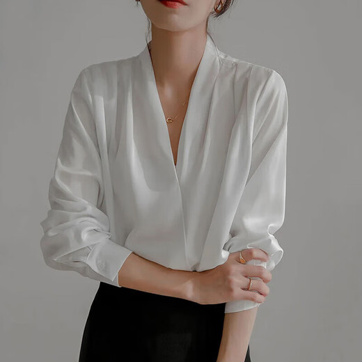 
2025 Women's White V-neck Satin Shirt Workplace Commuter Interior Suit High-end Top Professional Outfit White Shirt 675 White [V-neck] 3XL Recommended [140-150Jin [Jin equals 0.5 kg]]