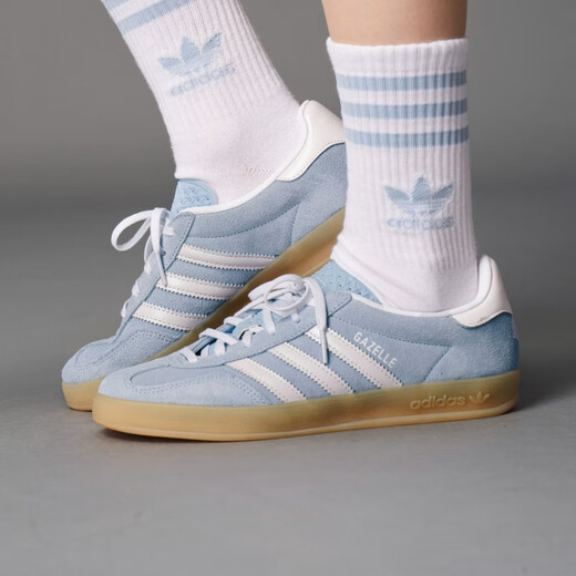Adidas (adidas) Клевер китайский день Святого Валентина Подарок Женская Газель в помещении w повседневная обувь JQ7009 Pink Blue 39