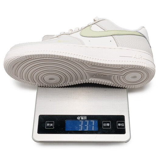 耐克（NIKE）女鞋休闲鞋夏季新款AIR FORCE 1'07 AF1空军一号板鞋耐磨运动鞋 IB3881-001 白/金属银/微粒粉 40