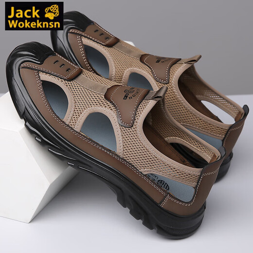
JACK WOKEKNSN Wolf Claw Cloud Summer Breathable Sandals Men's Hollow Mesh Hollow Shoes Outdoor Non-Slip Lightweight Sports and Leisure Shoes S826 Clay Color 38