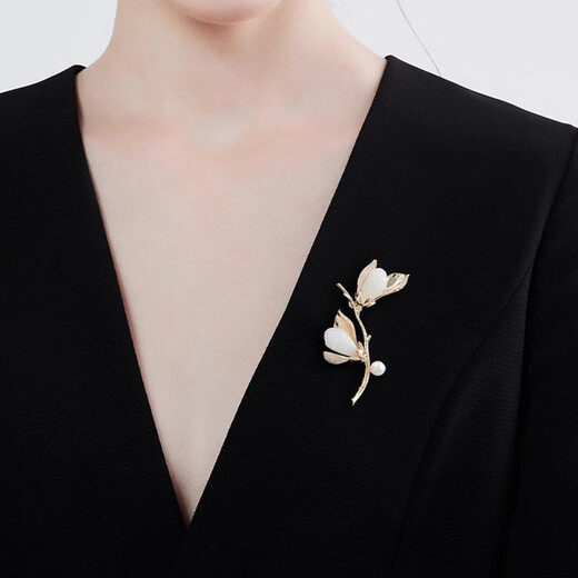 Kamalun (KAMALUN) Magnolia Pearl Brooch Women's Luxury High-end Brand Fashion Suit Sweater Pin Accessory Valentine's Day Gift Magnolia Brooch Three-piece Set