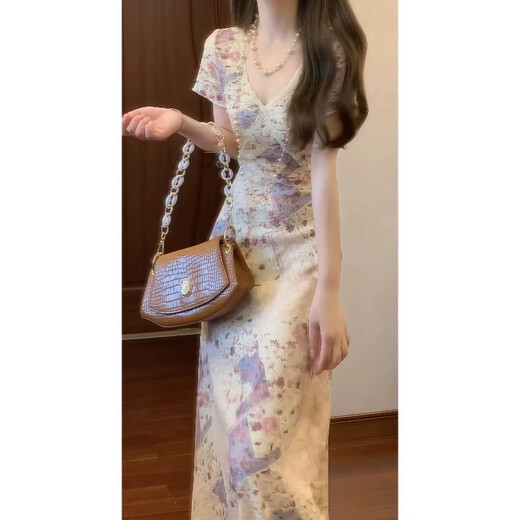 自由姑娘法式温柔弹力蕾丝淡米黄碎花V领连衣裙显身材收腰气质长裙9216 图片色 L