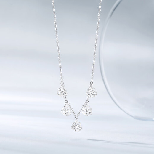 Chao Acer Platinum Camellia Platinum Necklace PT950 Set of Platinum Necklaces as a Gift for Your Girlfriend Priced at RMB 520 3.8g, Chain Length Approximately 40cm + Extension Chain