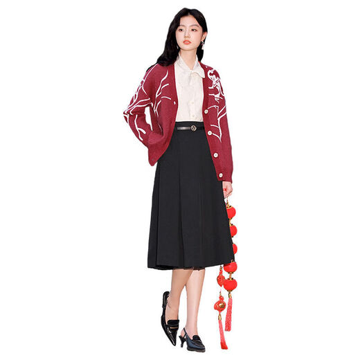 
Xiangying (xiangying) Spring new style Fengxiaolong dance elegant sweater Dragon Year coat simple sweater women red S