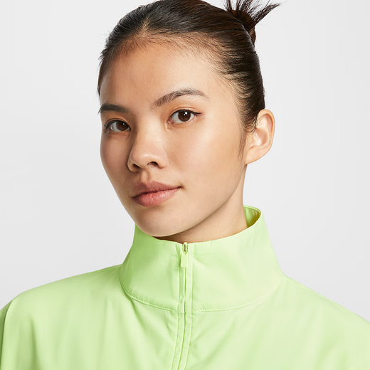 Nike Nike 24.7 Série Femme surdimensionnée Fast Drying Veste d'été Nouveau officiel Nike 010 Black_dark Ash S