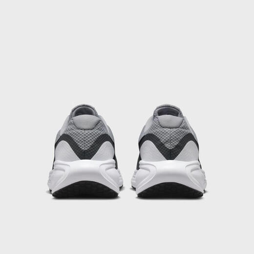 
Nike (NIKE) 2025 Men's NIKE REVOLUTION 8 Running Shoes HJ9198-004 41