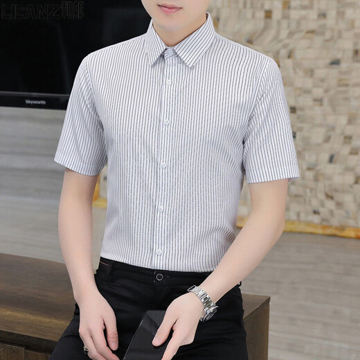 Lilang Chemise à manches courtes à rayures Lilang Men 2025 Été Nouvelle entreprise Fire-Free-Free Shirt Trendy Casual Shirt Men's White M