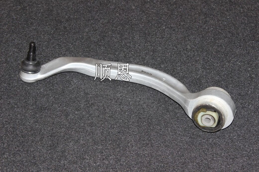 
Litian is suitable for Audi A6C5 Passat B5 collar control heel swing arm manipulator lower bracket ball head Big curved arm left 693