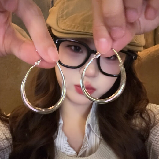 Miao Yijia Silver Plain Hoop Earrings for Women 2025 New Simple Round Face Earrings Light Luxurious Temperament Hoop Earrings Thick Edge Earrings 5cm Pair