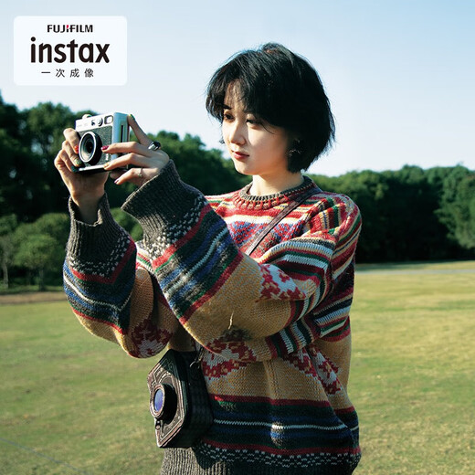 Fuji (FUJIFILM) instax Mini Evo one-shot imaging camera can be printed to give gifts on Chinese Valentine's Day EVO black international version