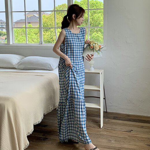 
IOSN 2025 new vest long skirt sexy nightgown long ankle long skirt internet celebrity can be worn with a blouse 8002 sleeveless skirt red polka dot shrink large one size F skirt length 12590-150Jin [Jin equals 0.5 kg]