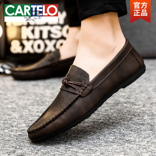 Cartelo Summer Summer Corean Breashable et non glissé Casual Leather Chaussures 2025 Nouveau style conduisant des chaussures de haricot à un pied de pied pour hommes Chaussures pour hommes D826 Noir 39
