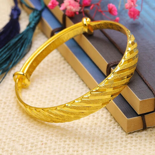 Authentic Fengxiang real gold 18K bracelet for women Hong Kong gold 18K baby's breath bracelet Valentine's Day gift for wife and mother 38g baby's breath bracelet (gives ring)