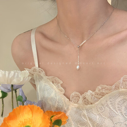 Yusen Memories Leichte Luxus Titanium Stahl Halskette für Frauen Nischendesign Heiße Mädchen Perlen Schlüsselbeinkette und Evergrande Accessoires x897 Silber#Bow Zirkon Halskette