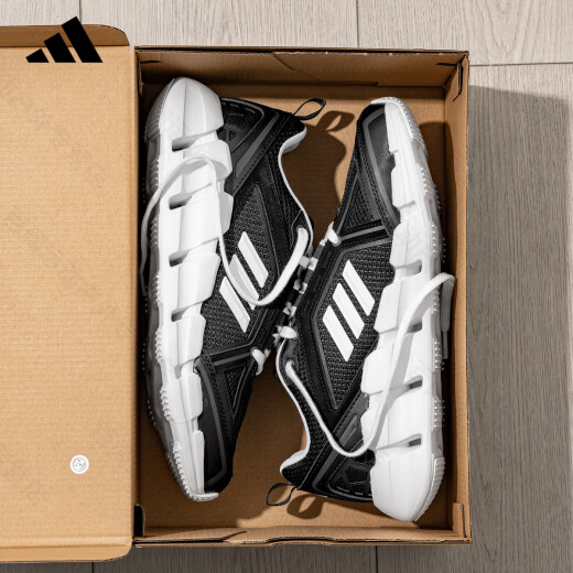 Adidas 2025 Серия Qingfeng Series Summer New сетчатой ​​дышащий бег универсальный комфортный спорт и повседневная обувь JH9754 [Официальный аутентичный продукт, один фальшивый, десять проигрыш] 44,5
