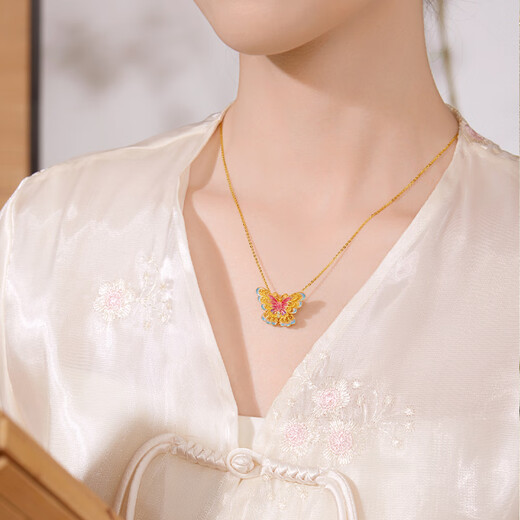 Century Yuan Jewelry 18K gold enamel pendant for female Jindie Qiyun lasting bright pendant for girlfriend K gold butterfly pendant about 0.8g