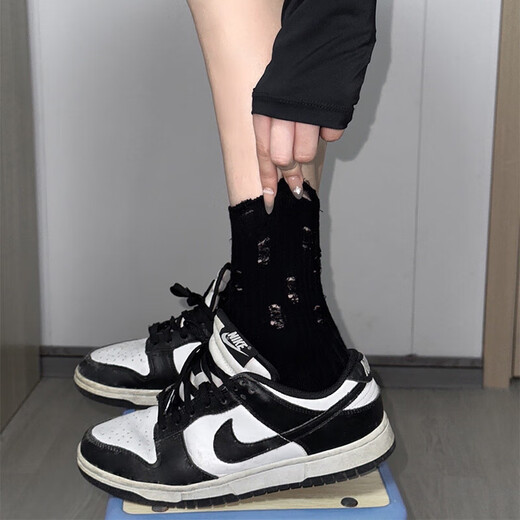 
Nike (NIKE) men's shoes women's shoes big children's GS couple's shoes 25 summer new DUNK sports shoes lightweight wear-resistant low-top casual shoes women's shoes CW1590-100/men's shoes DD1391-100 36 (big virgin shoes)