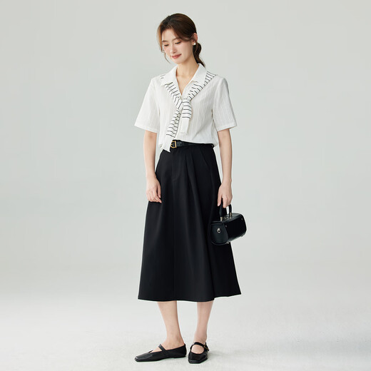 
Inman [all cotton] French Comfortable V-neck Short-sleeved Shirt Women's Summer Commuter Shirt Top Crescent White M