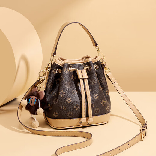 Red Dragonfly Bag Women's Bag 2025 New Bucket Bag Crossbody Single Shoulder Handbag Bag Gift Gift Box for Girlfriend's Birthday Gift Box