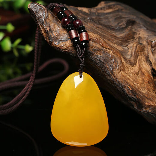 Mu Huanshi wax beeswax pendant sweater chain natural amber raw stone chicken fat yellow water drop necklace for men and women (with national inspection certificate) black material water drop pendant with fashionable cotton rope style