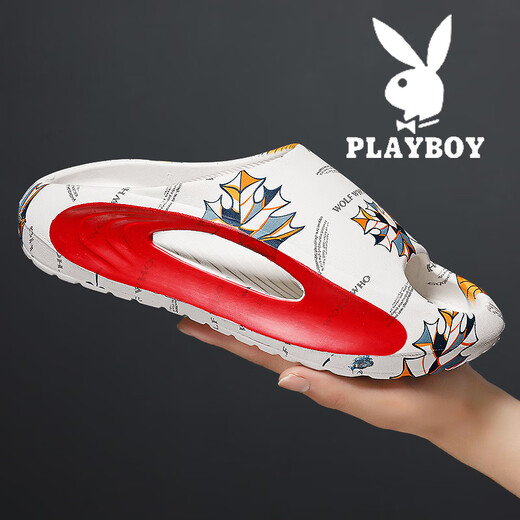 Playboy-Slipper Männer gehen auf Scheiß