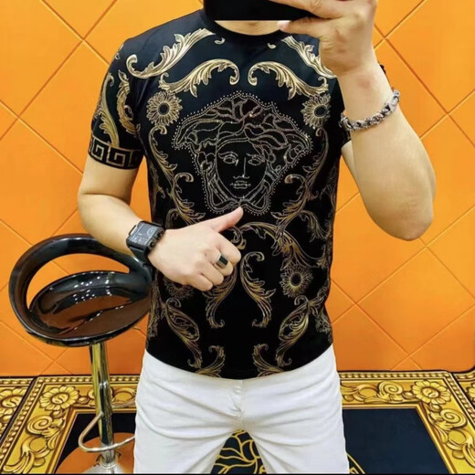 
YOUNG VERSACE new style 3883 summer light luxury European fashion men's beauty head iron diamond gold short-sleeved T-shirt trendy casual black European short-sleeved L (100-120Jin[Jin equals 0.5 kg])