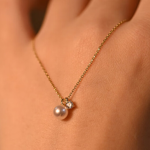 Original design 925 silver sparkling diamond round bright pearl pendant female niche zircon clavicle chain 925 silver pearl hao stone necklace