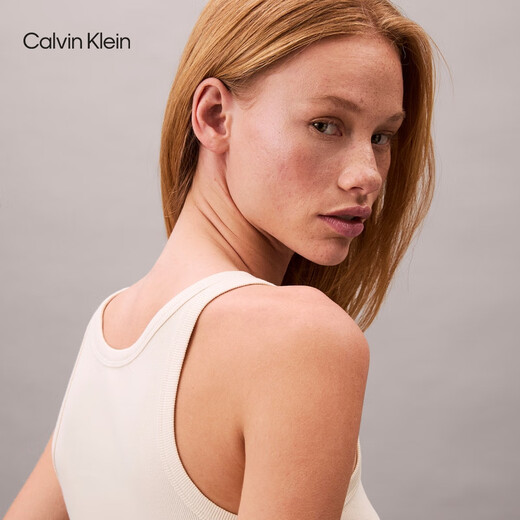 Calvin Kleinjeans25 Bordado de moda femenina a principios de otoño Ck Camiseta de manchas de punto de mando de microfit Ck