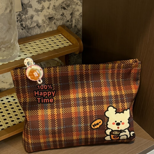 Cosmetic bag, portable large-capacity retro plaid storage bag, stylish travel and outing toiletry bag, coffee puppy storage bag