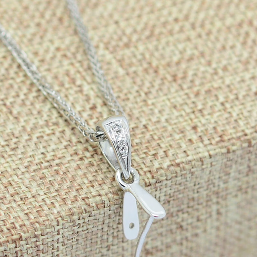 Pool example 18K gold buckle head simple stone inlaid melon seed buckle jade pendant pendant pendant buckle emerald rose gold jade clip buckle 18K gold