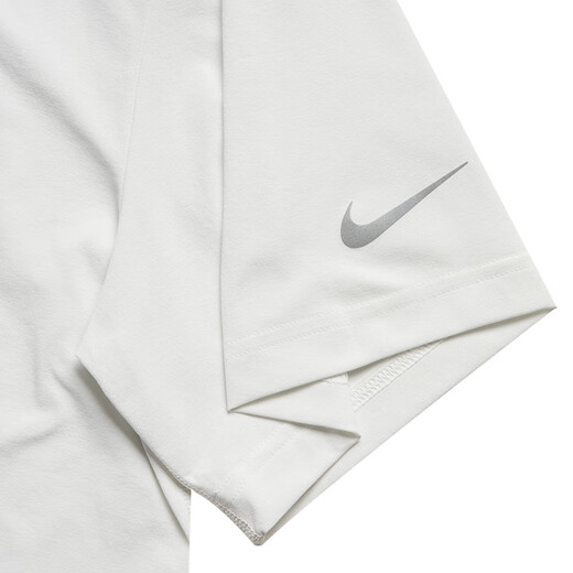 耐克（NIKE）半袖男士短袖冬季新款跑步健身运动服透气休闲圆领T恤 HV4882-121 S