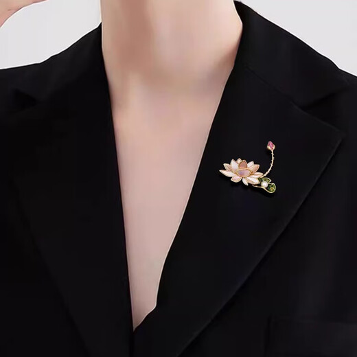 Kamalun (KAMALUN) 2025 new brooch, high-end female elegant temperament, versatile corsage, high-end suit accessories, trendy gift for girlfriend, confession gift three-piece brooch set