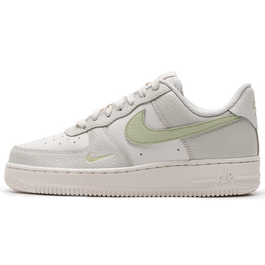 耐克（NIKE）女鞋休闲鞋夏季新款AIR FORCE 1'07 AF1空军一号板鞋耐磨运动鞋 IB3881-001 白/金属银/微粒粉 40