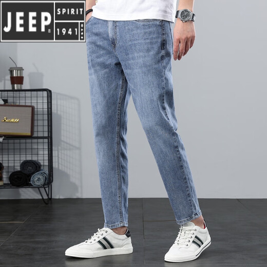 Jeep (Jeep) Amerikanische authentische High-End-Jeans für Männer im Sommer 2025 Neues Waschen schlanker Fit Small Feet Prise Hose für Männer 9901 Blau und Grau 28