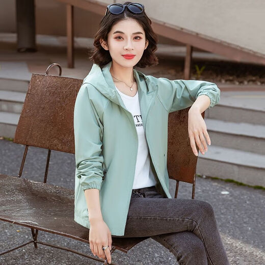 Windbreaker Women's Short Spring and Autumn New Loose Casual Versatile Large Size Thin Hooded Small Fragrance Jacket Jacket Black XL 120-135Jin Jin is equal to 0.5 kg
