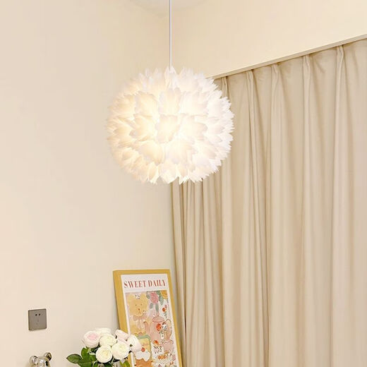 Restaurant des lustres simples modernes créatoires de la chambre de création lumières d'allée Style Crème Master Chambre Girl pour enfants Lampes de chambre 9272 Chandeliers 35 cm