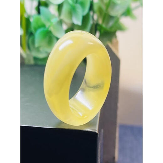 Antique beeswax ring, natural ore fidelity amber ring, small running ring accessories for men and women, supports re-inspection, chicken fat yellow beeswax, 0 carat, 9mm, 0 pieces, No. 11 inner diameter, 15.9 circumference