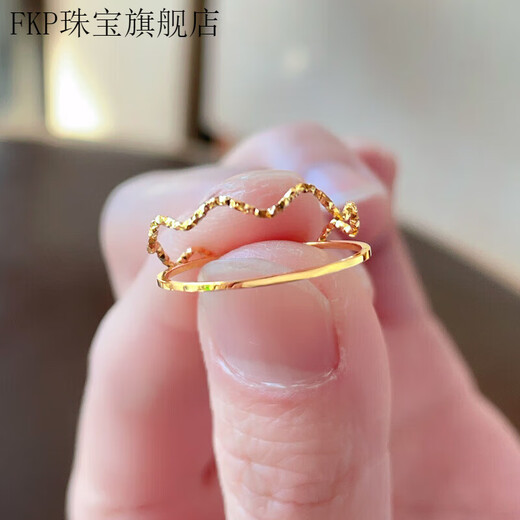 FKP Old Phoenix Authentic Gold Pigment Ring 0.5mm Thin Ring Female Niche Design Stacked Tail Ring Little Finger Ring Versatility Benchen + Aperture Ring Combination Only 19 left. Same style as Fat Donglai US No. 4 Normally worn on the little finger with tail ring Same style as Fat Donglai