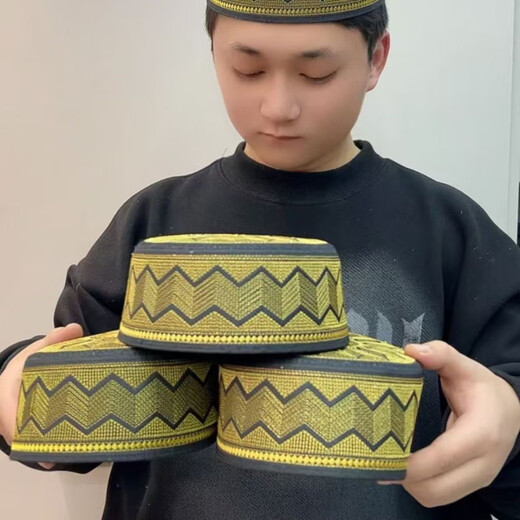 Gisailun Hui Men's Hat Worshiping Men's Boutique Embroidered Ethnic Minority Xinjiang Hat Flat Top Embroidered Centimeter Brown Color 58