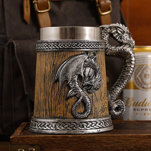 Sailoto Medieval Retro Western Dragon Totem Wooden Barrel Beer Cup Western Pterodactyl Mark Coffee Cup 600ml Faucet Wooden Barrel Beer Cup Silver 201 Steel Free