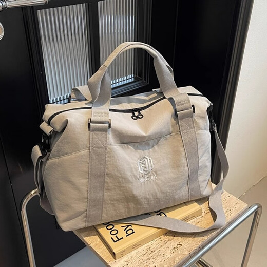 Sac à triplé de shantoulin Bag du sac pour femmes en bas 2025 Nouveau sac à main sac de gymnase pour hommes sac de rangement de sport sac de voyage Khaki