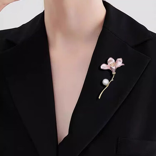 Kamalun (KAMALUN) 2025 new brooch, high-end female elegant temperament, versatile corsage, high-end suit accessories, trendy gift for girlfriend, confession gift three-piece brooch set