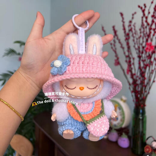 Shanshans handgefertigte Rabubu -Puppenkleidung sitzt in der Party Gummi -verkrustete Gesichtspuppen, eine Blindbox Labubu -Puppenwaren von einer und zweiten Generation - Mickey handgefertigtes Mini -Haarband Nur Rabubu -Anhänger können getragen werden