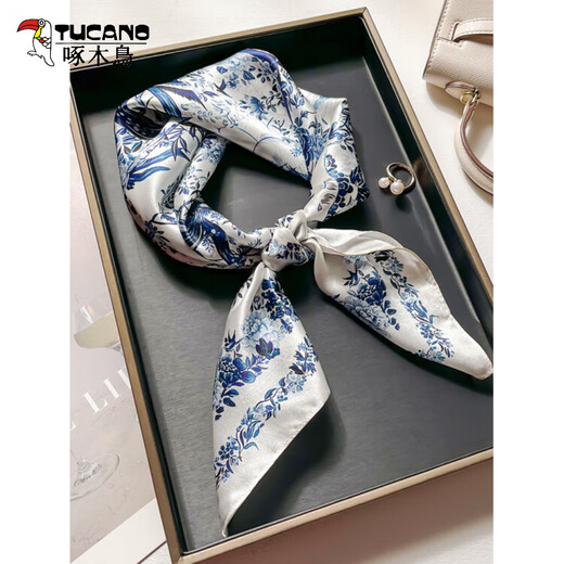 
Woodpecker (TUCANO) mulberry silk silk scarf for women 65 Chinese square scarf 2025 spring and autumn new fashionable and versatile silk scarf mulberry silk gift box Flower story-in blue (65*65cm)