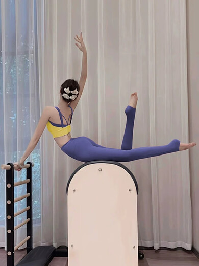 Wen Yijia's beautiful yoga clothing suit for women, high-end fitness clothes, sports vest, Pilates training top 2025, cheese yellow suit S