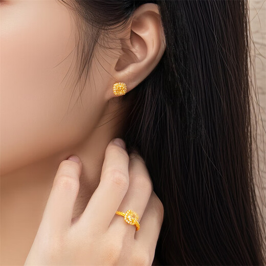 Shipulin K gold earrings, sugar cube yellow 18K gold earrings, self-worn as a Chinese Valentine's Day gift for girlfriend, 18K gold + zircon