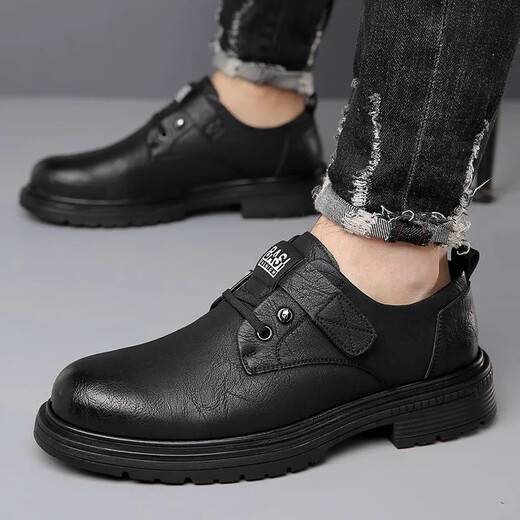 Zapatos para hombres de Donglai Fat Donglai 2025 Spring Nuevo cuero genuino zapatos de cuero casual transpirable espesas con la planta de dedo grande de los pies grandes zapatos de trabajo de hombres británicos 9908 Negro Four Seasons 40