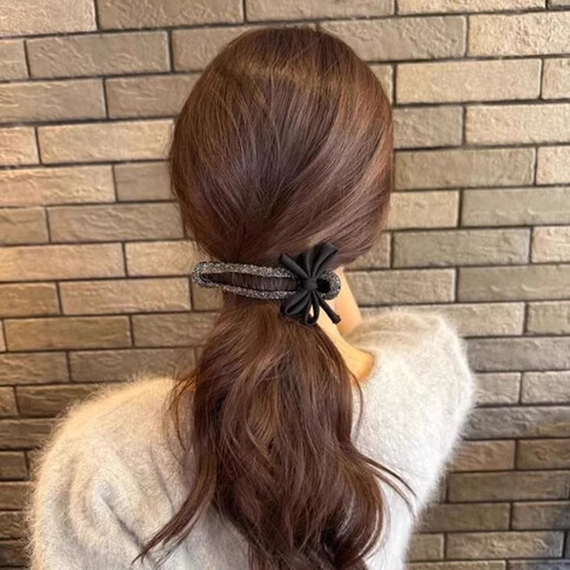 Liangshihuan Internet celebrity Korean style bow-knot diamond hairpin female back head hairpin duckbill clip grabber female one-word hairpin hairpin black 1 piece